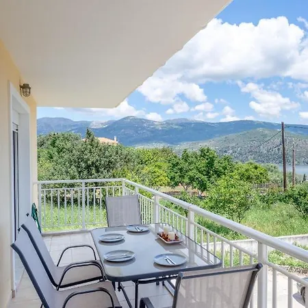 アパート Lagadi 2 アルゴストリオン